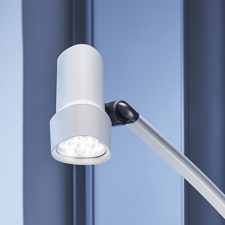 Coolview CLED50 powerful light intensity 50,000 Lux