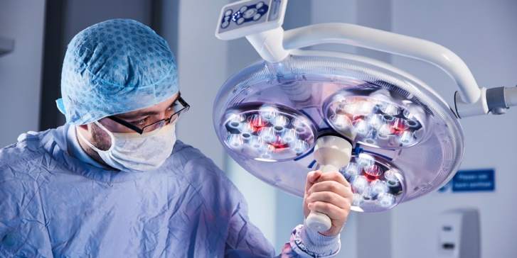 Mobile Operating Theatre Lights by Brandon Medical